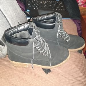 Womens boots